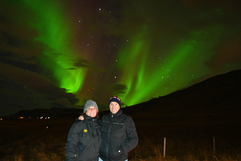 Excursión a Reikiavik para ver auroras boreales en 4x4. Grupo reducido Premium