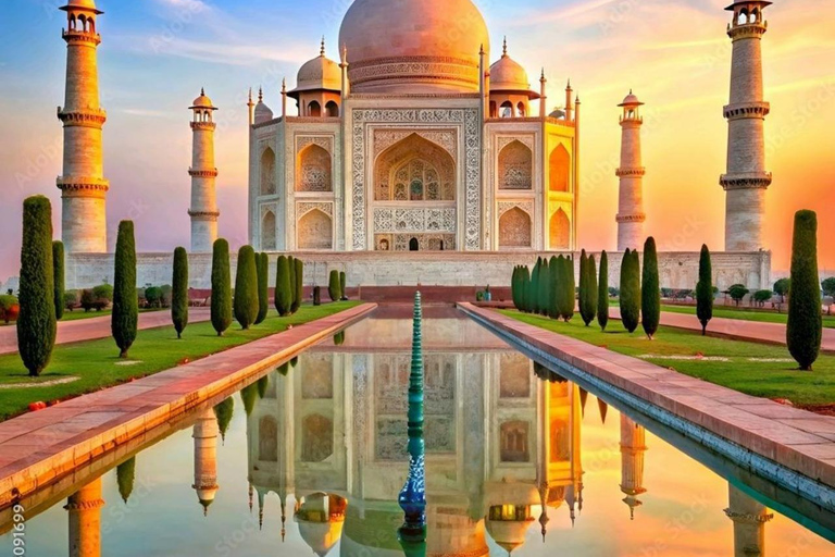 Da Delhi: tour privato di lusso al Taj Mahal e ad Agra + 5★ pranziTour con auto climatizzata, autista, guida turistica e biglietti d&#039;ingresso