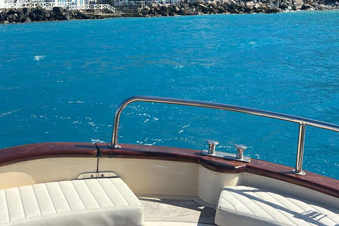 Amalfi Coast Boat Tour from Sorrento or Capri-Positano-Naples Boat tour on the Amalfi Coast from Sorrento