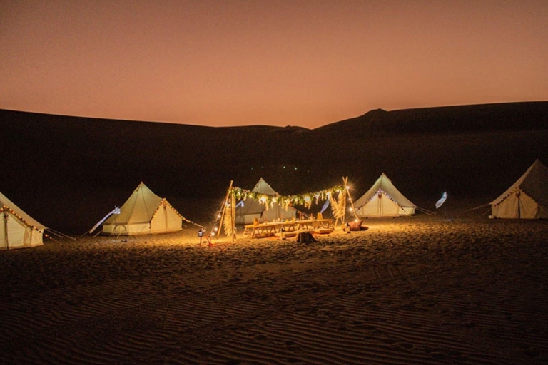 Desert Glamping - Luxurious Night Under the Stars
