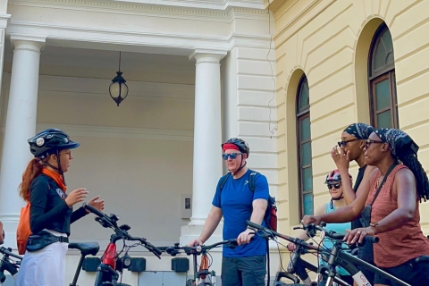 Le tour de Panama City à vélo commence à Casco Viejo.