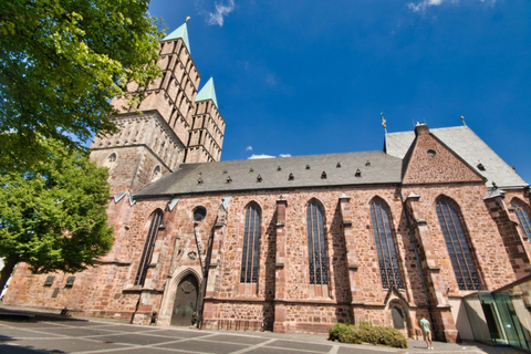 Rally audio del centro storico di Kassel a cura dell&#039;investigatore privato Sir Peter Morgan