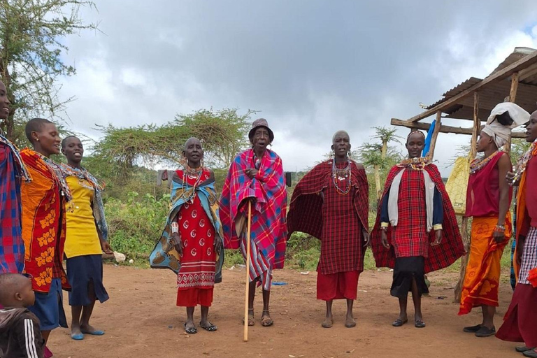 Maasai dorpsbezoek met traditioneel welkom