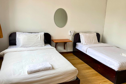 Chiang Mai: 2-Day Luang Prabang Slow Boat Tour & Hotel Chiang Mai:2-Day River Cruise to Luang Prabang&Pak Ou Caves