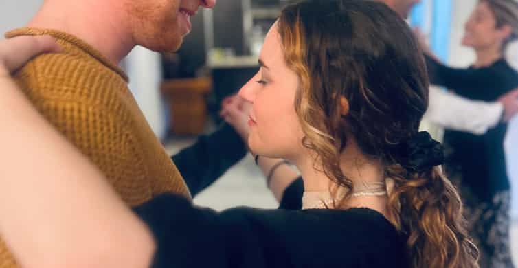 Barcelona: Tango Lesson with Drinks and Video photo 16