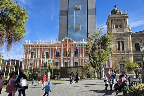 La Paz: Stadtrundfahrt Classic + Telefericos + Mondtal Halbtag