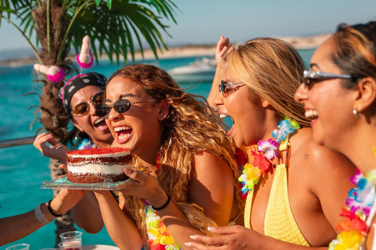 Ibiza: Formentera Full-Day Boat Trip with Sunset Party