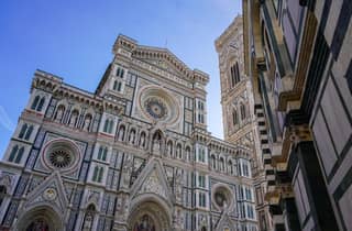 Von Bologna nach Florenz: Ganztagesausflug (Zug + Dom + Tour)
