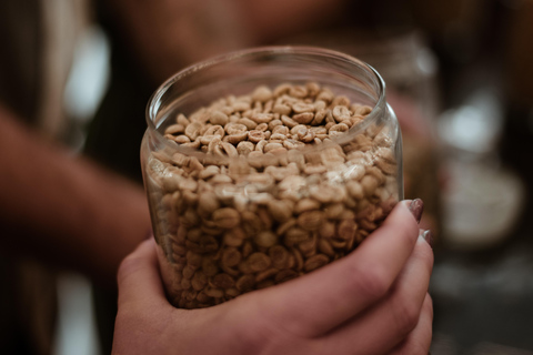 فيينا: تقاليد القهوة الفيينية، تجربة تشمل التذوقتجربة تذوق القهوة باللغة الألمانية