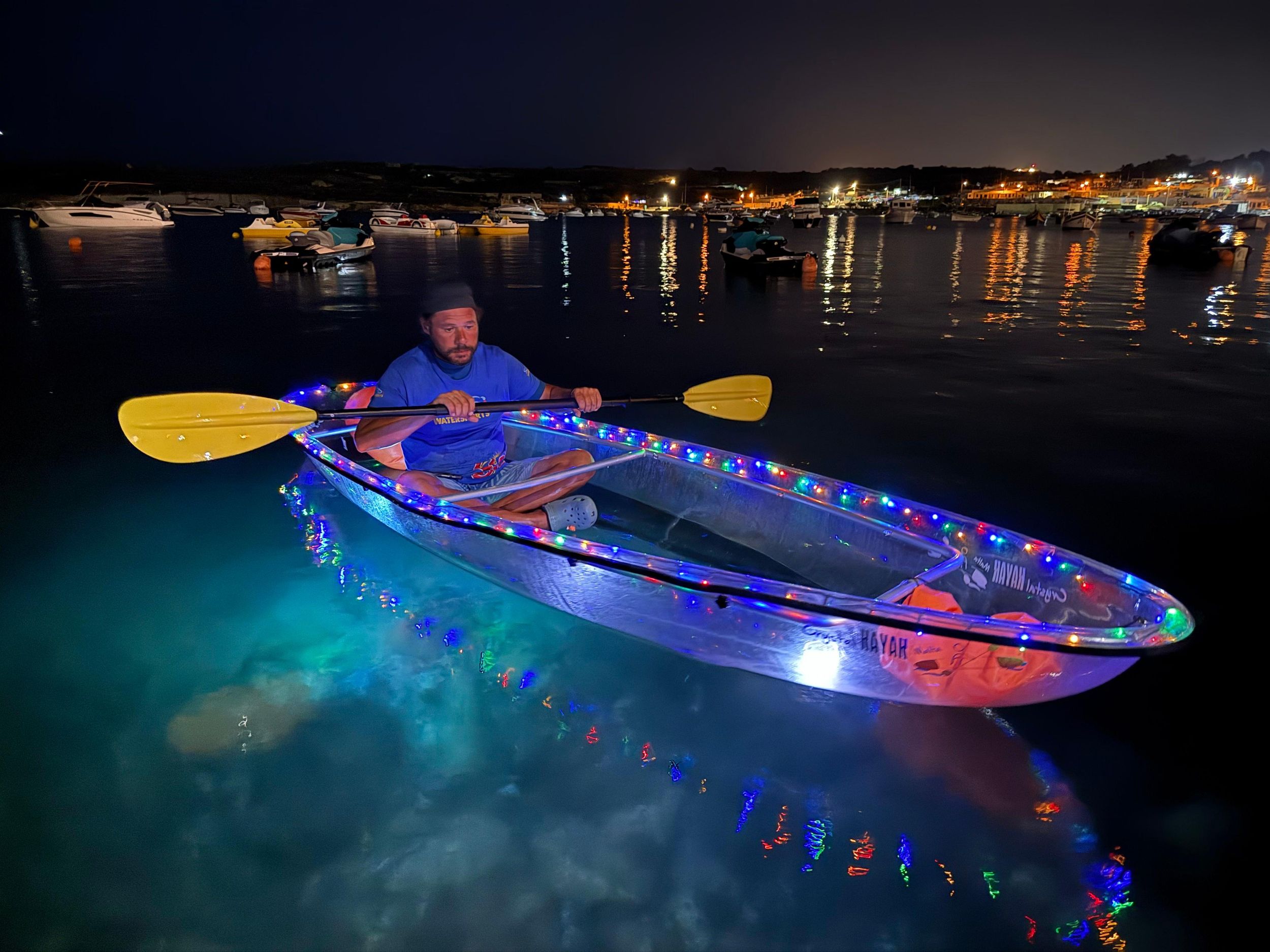 Malta: Beleuchtete Nacht-Kajaktour – Leuchten im Dunkeln