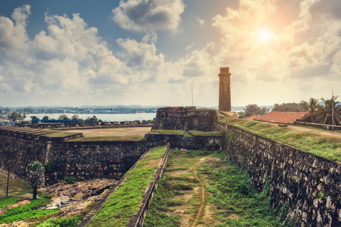 Colombo: UNESCO Galle Fort with Scenic Coastal Train Ride