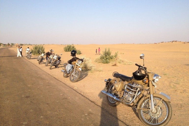 Circuit moto de 8 jours (Delhi Agra Jaipur Pushkar) au départ de Delhi