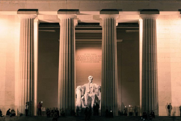 Washington DC: Night Tour of the City's Iconic Landmarks