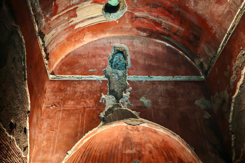 Rome: Colosseum Arena Tour & Domus Aurea with VR Experience Colosseum & Domus Aurea Tour & VR Experience - Spanish