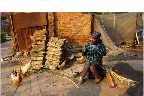 Hanoi: Kite Village or Hat & Incense Village in _SMALL GROUP Private SOLO: Stunning Incense Village & Conical Hat Village