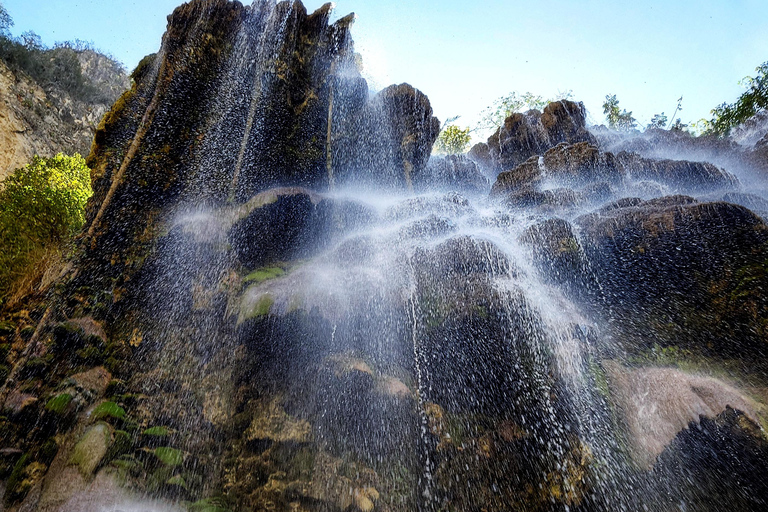 Depuis Mexico : sources chaudes et bains thermaux dans les grottes de TolantongoAu départ de Mexico : sources chaudes et bains thermaux dans les grottes de Tolantongo