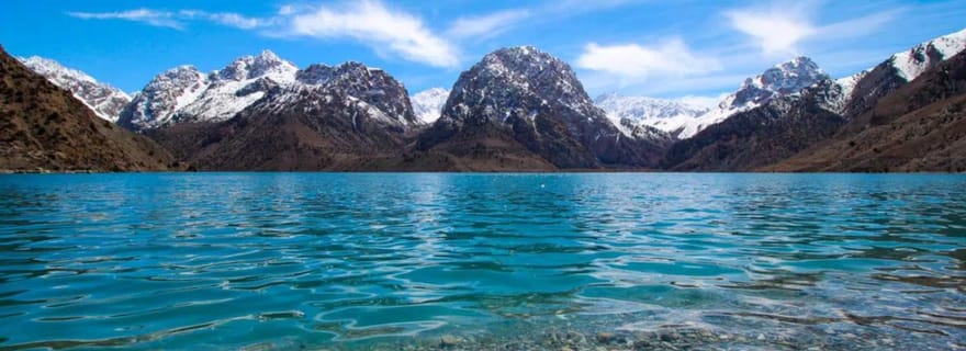 Au départ de Samarcande : excursion d'une journée au lac Alexandre au Tadjikistan.