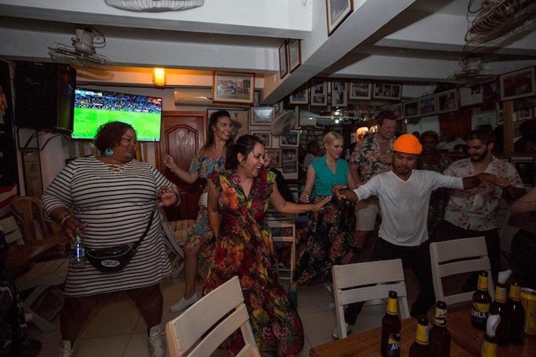 Cartagena: Taniec salsy w słynnych lokalnych barach