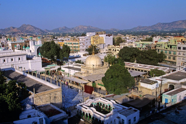 From Delhi: Ajmer and Pushkar 2-Day Tour with Car and Guide