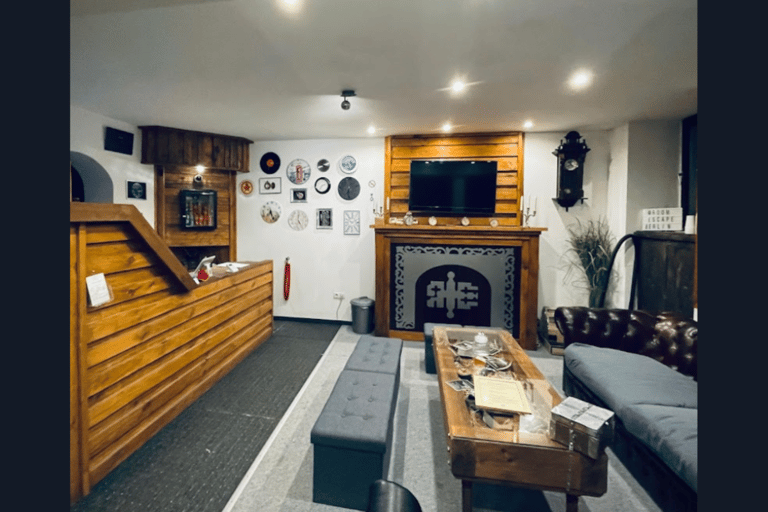 Berlin: Escape room horror puzzle game in the heart of Berlin Berlin: Escaperoom horror puzzle game in the heart of Berlin