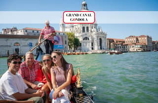 Venedig: Private Premium-Gondelfahrt auf dem Canal Grande