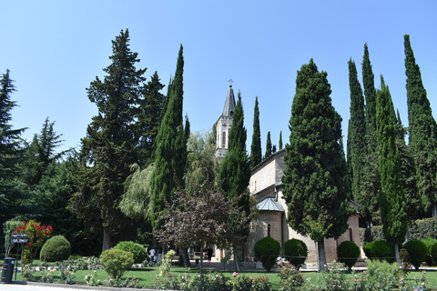 Tbilisi: 5-Day Guided Tour with Wine Tasting and Transfers