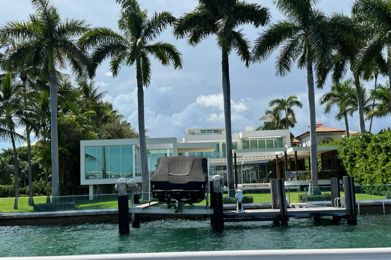 Mobsters & Miami River Mysteries: Crime, Corruption & Ghosts