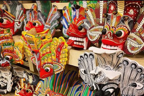 Kandy: Private City Tour with Cultural Dance Show