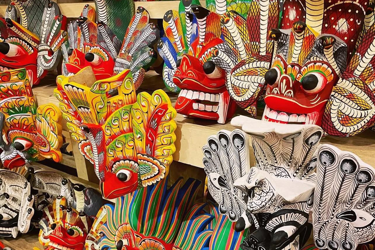 Kandy: Private City Tour with Cultural Dance Show