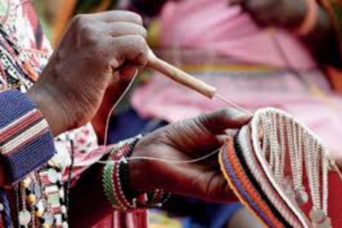 Kajiado: Maasai Beading Class with Artisans