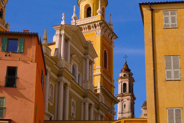 Discover the French Riviera in a Méhari, between Nice and Monaco with a guide.