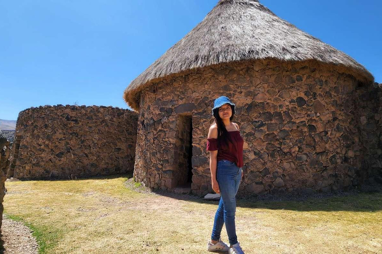 Rota do Sol entre Cusco e Puno em um dia com almoço buffet