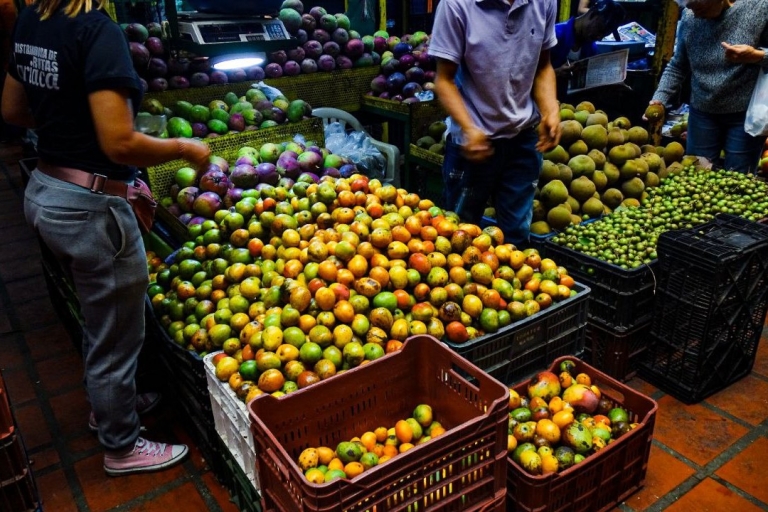 Medellin : Dégustez des fruits exotiques et explorez les marchés locauxMedellin : Dégustez des fruits exotiques et explorez les marchés locaux.