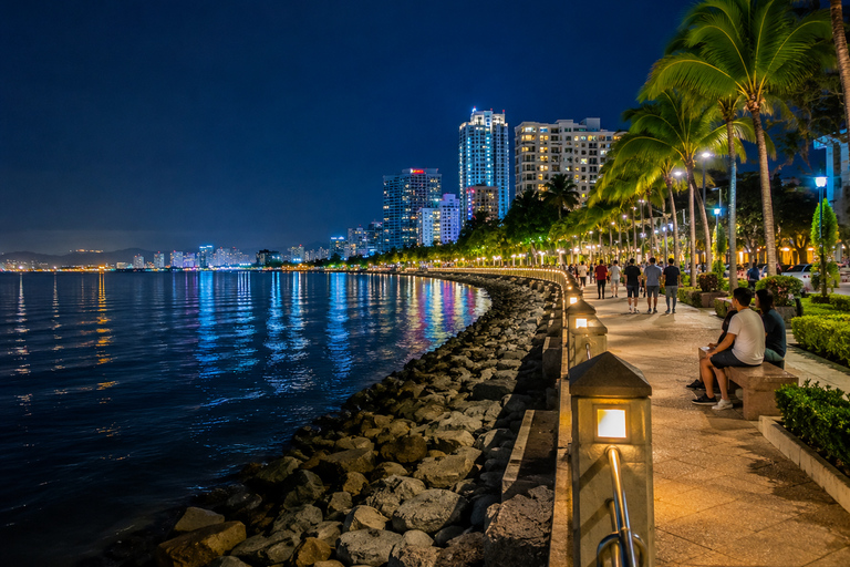 Penang After Dark: Heritage, Boat Ride & Street Food