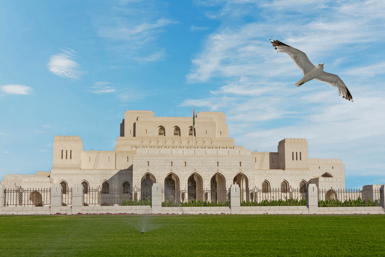 Muscat: Private Customizable City Highlights Tour