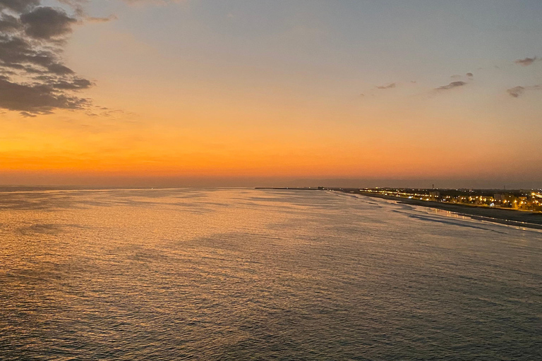 Salalah: Taqah Night Tour with Castle & Mosque Views