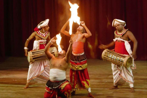 Kandy Stadtführung: UNESCO-Kulturerbe Stadt und Tempelbesuch