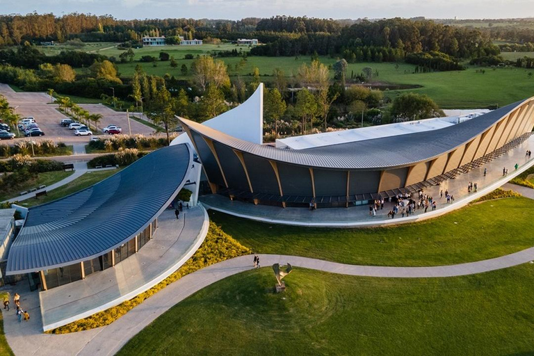 Punta del Este: Ralli Museum & Atchugarry Foundation Tour