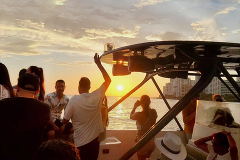 Cartagena Bites & Stories: Local Street Food and Bay Tour Local Street Food