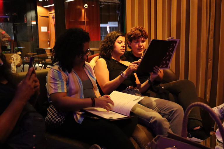 São Paulo: Women's Nightlife Tour with Drinks at Hidden Bars