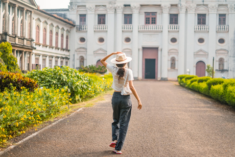 Goa: Excursión a la Vieja Goa y a la Isla de Divar con almuerzo