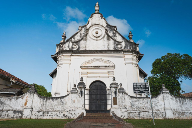 Galle: Private Heritage & Coastal Highlights Tour