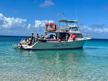Culebra: Schnorcheltour mit dem Boot und Mittagessen
