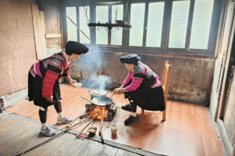 Guilin: Longji Rice Terraces Tour with Oil Tea & Lunch