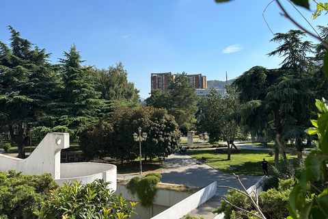 طعام الشوارع والمشروبات في سكوبي، الطريقة المحليةطعام ومشروبات شوارع سكوبي، الطريقة المحلية