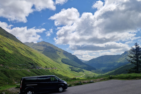 Greenock: Stirling Castle, Kelpies, & Luss Day Trip