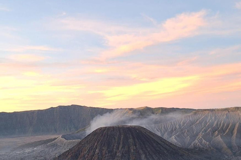 Starta: Malang! Bromo soluppgång och Ijen 2D/1N delad turStarta: Malang! Bromo soluppgång och Ijen 3D/2N delad tur