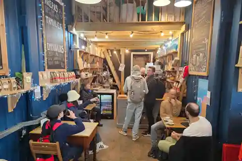 London: Borough Market Food Tour