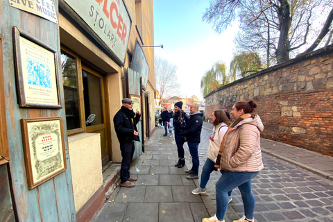 Krakow: Walking FUN tour in Old Town with a local guide