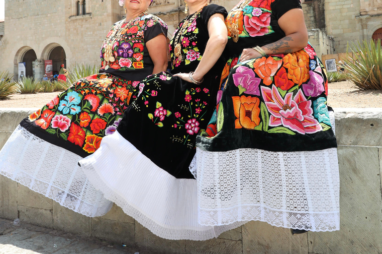 Show off your beauty wearing a typical Oaxacan costume + photo session